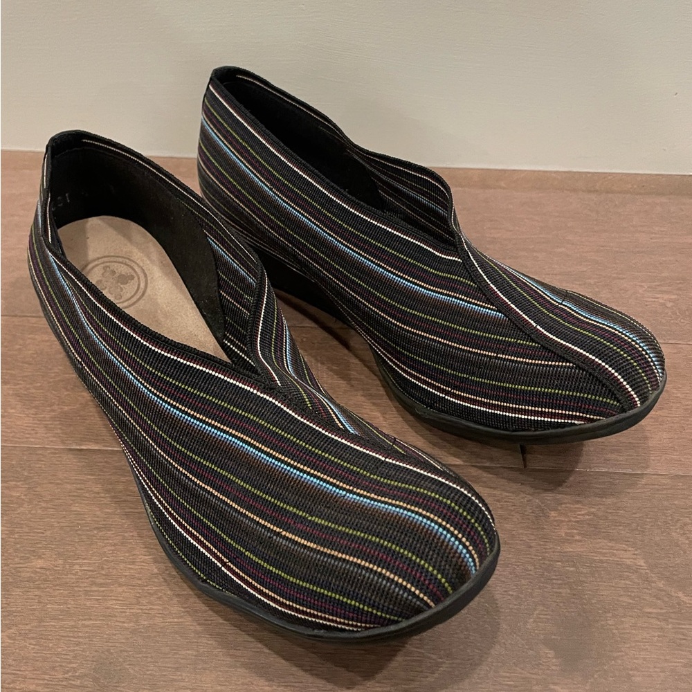 Striped Shoes Size 7 1/2